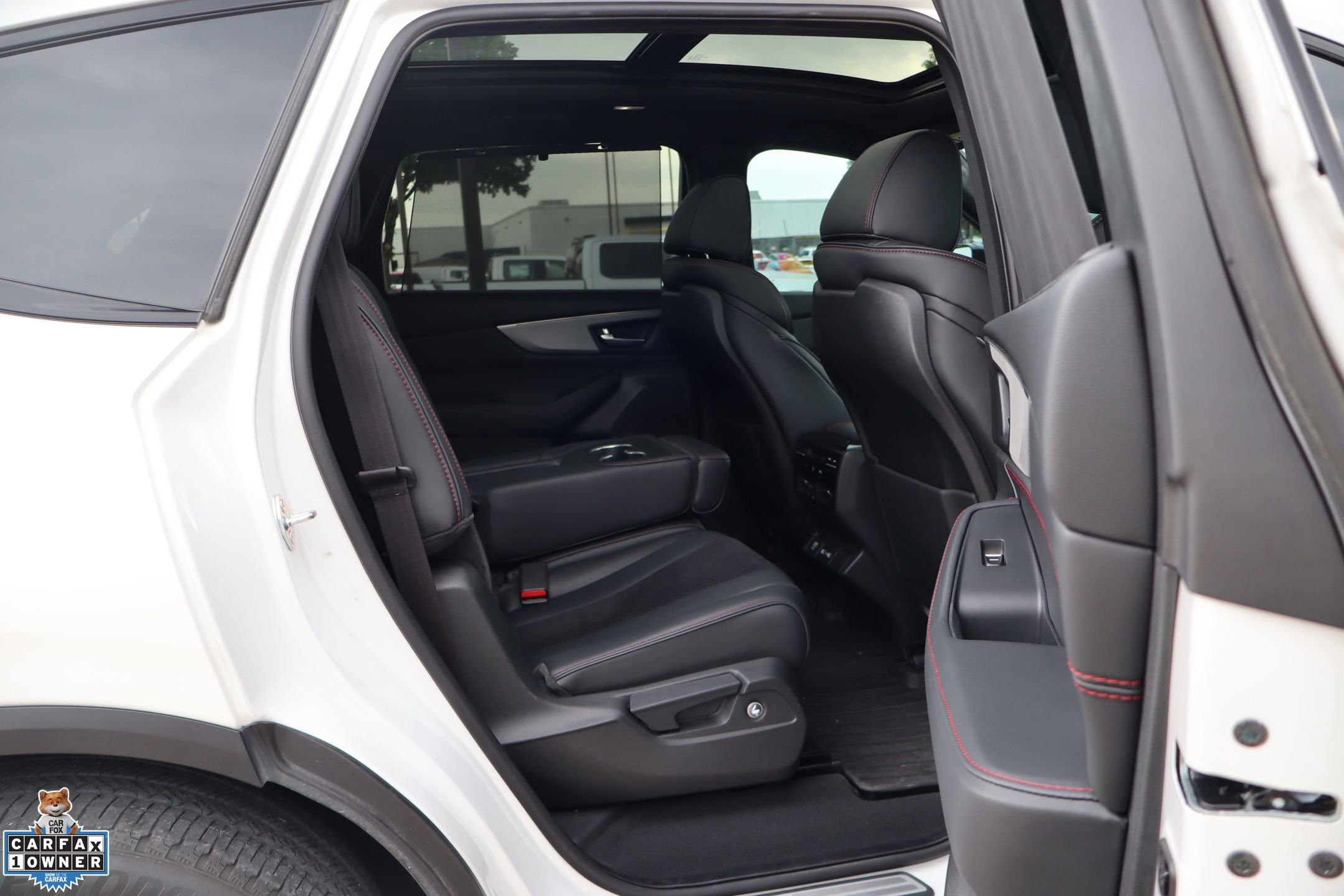 Used 2023 Acura MDX A-Spec image 33