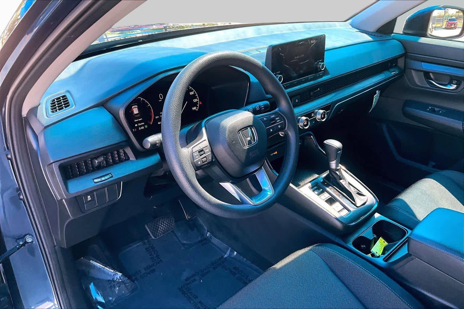 Used 2025 Honda CR-V LX image 18
