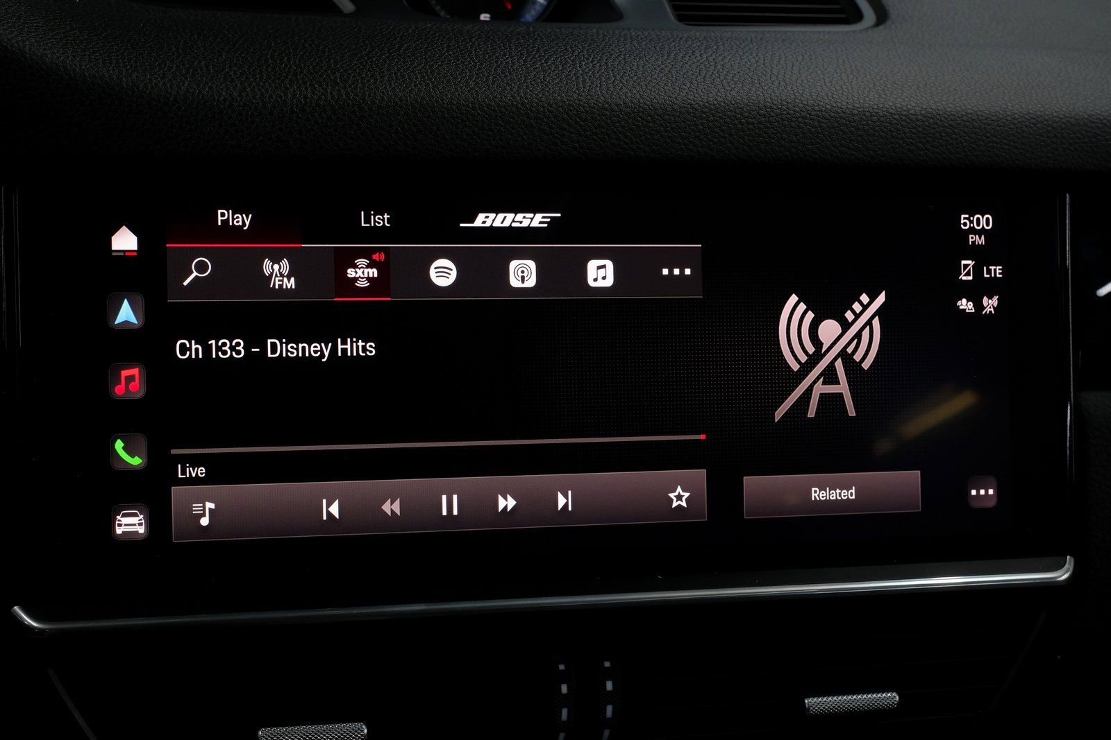 Used 2023 Porsche Cayenne Coupe image 40