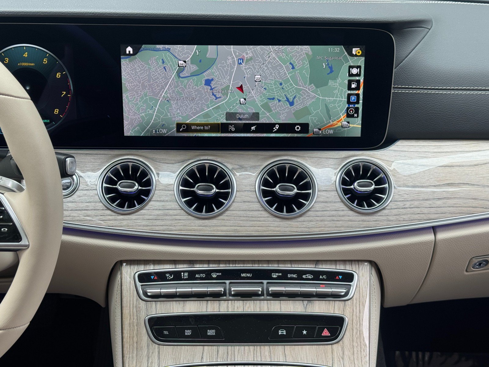 Used 2023 Mercedes-Benz E 450 Coupe image 25