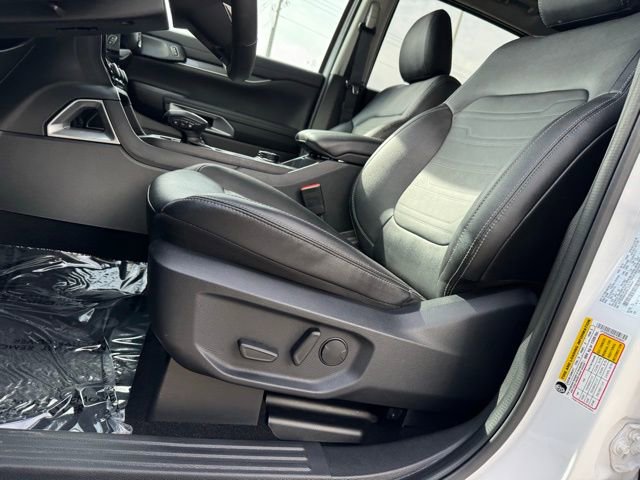 Certified 2024 Ford Ranger Lariat w/ FX4 Off-Road Package image 8