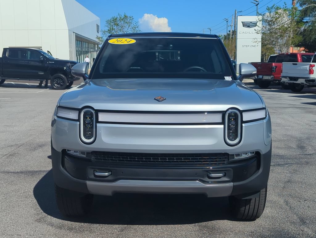 Used 2024 Rivian R1S Adventure Dual AWD/4WD image 9