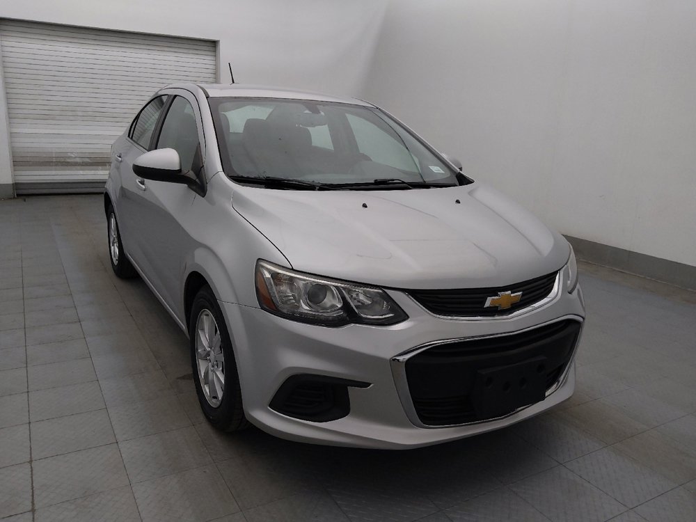 Used 2019 Chevrolet Sonic LT FWD image 13