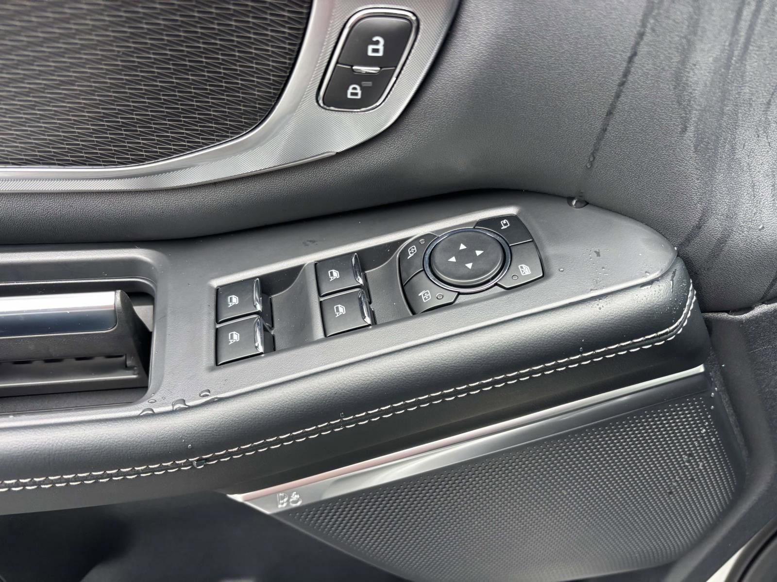 New 2025 Ford Expedition Max Platinum w/ Stealth Performance Package image 13