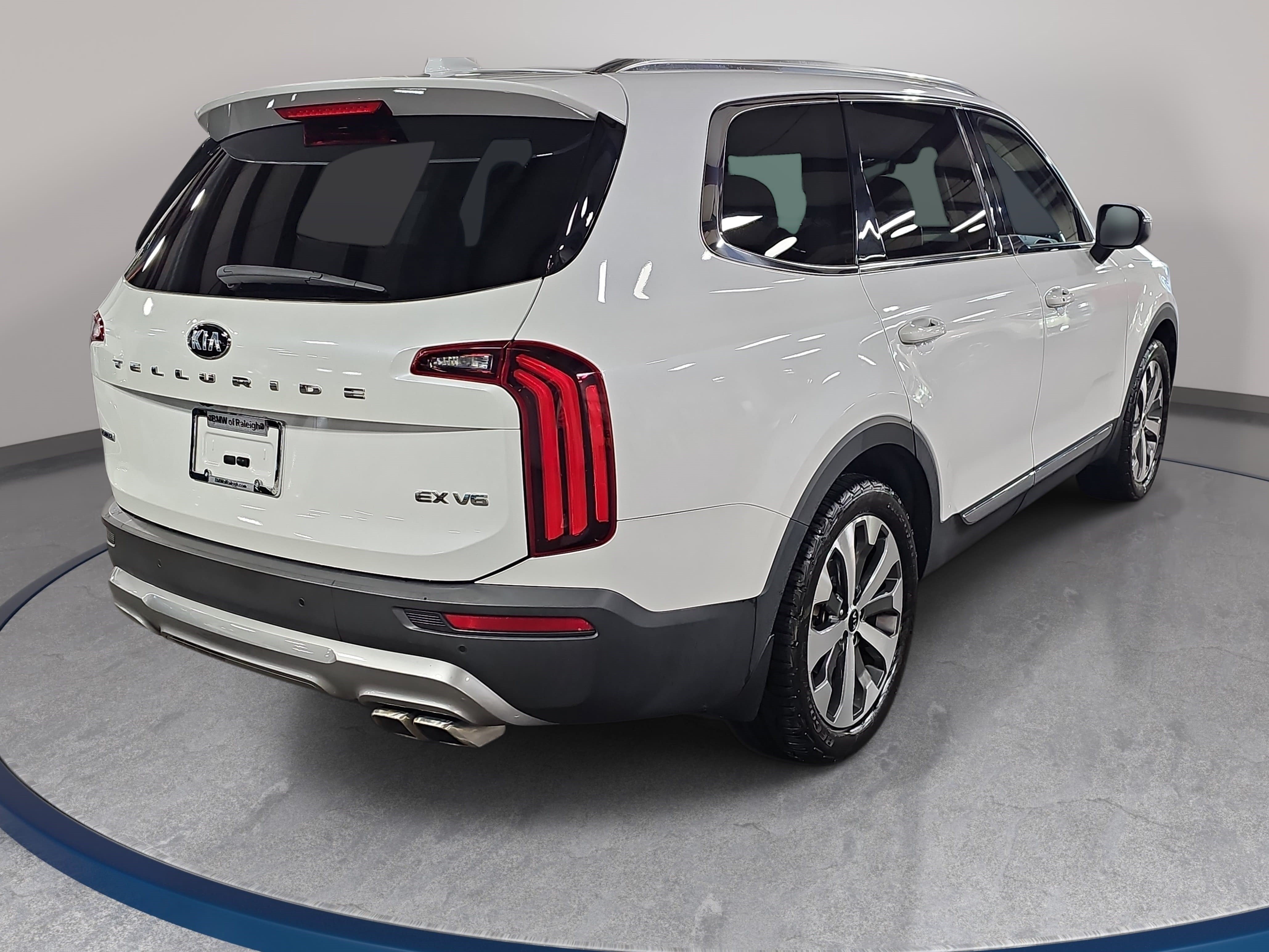 Used 2020 Kia Telluride EX w/ EX Premium Package AWD/4WD image 5