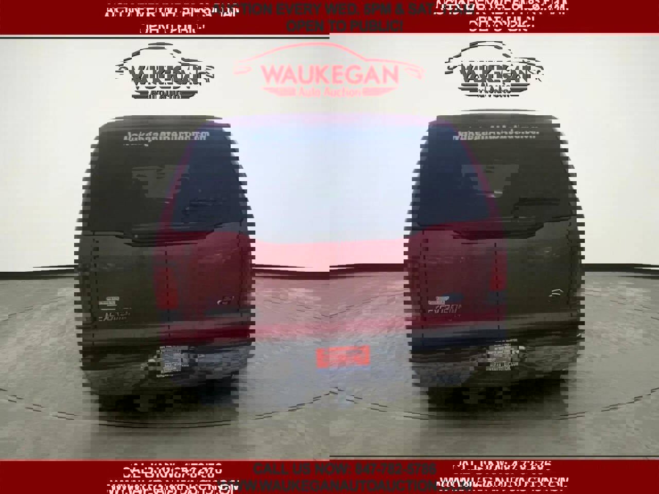 Used 2005 Ford Excursion XLT image 5