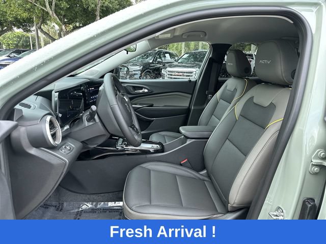 Used 2026 Chevrolet Trax LS FWD image 30