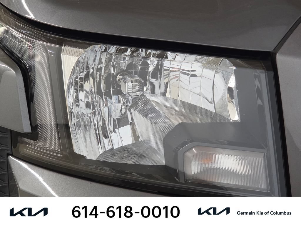 Used 2023 Nissan Frontier SV RWD image 15