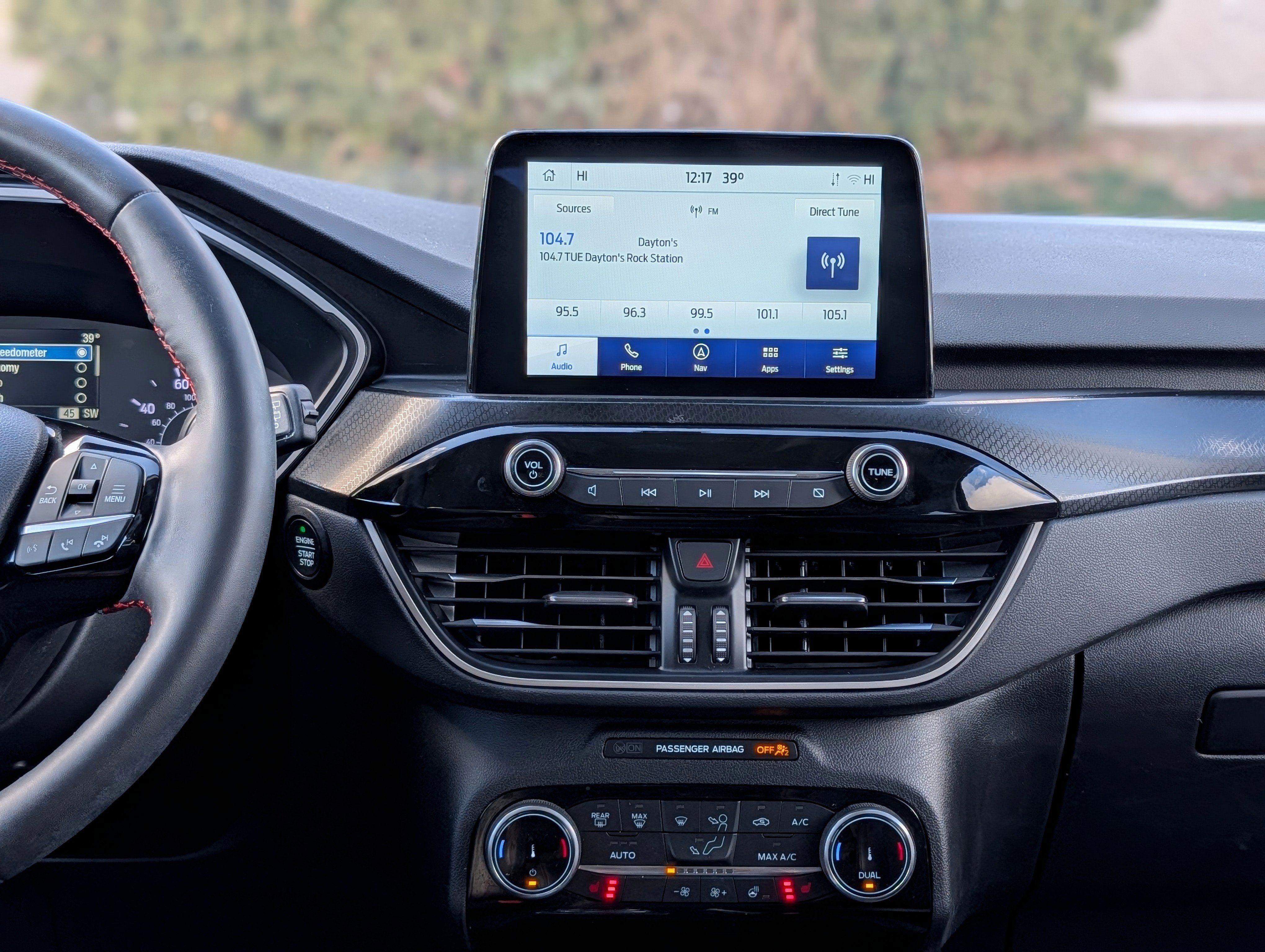 Used 2022 Ford Escape SEL w/ SEL Stealth AWD Package image 14