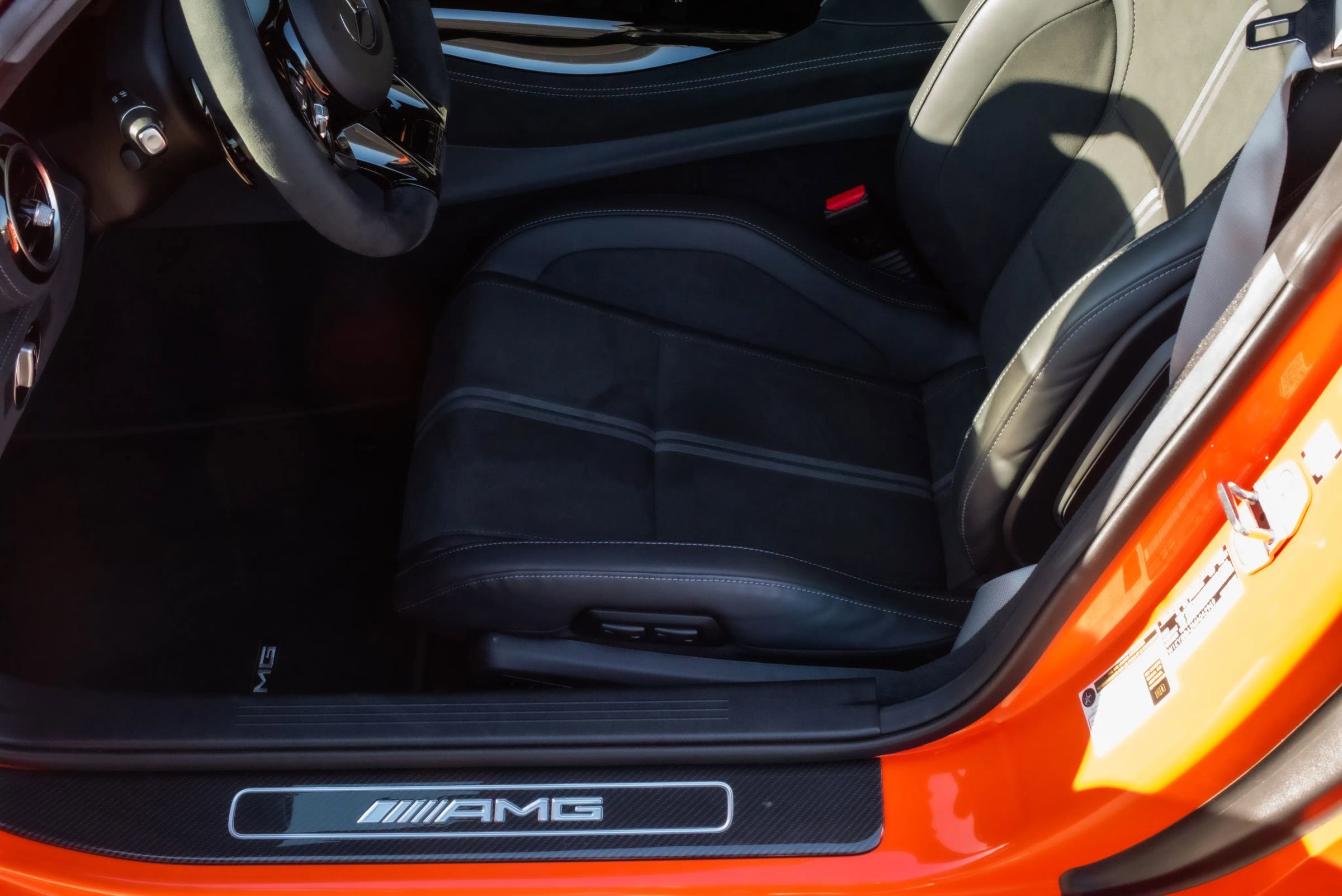 Used 2021 Mercedes-Benz AMG GT Black Series image 6