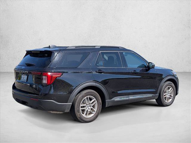 Used 2025 Ford Explorer Active RWD image 5