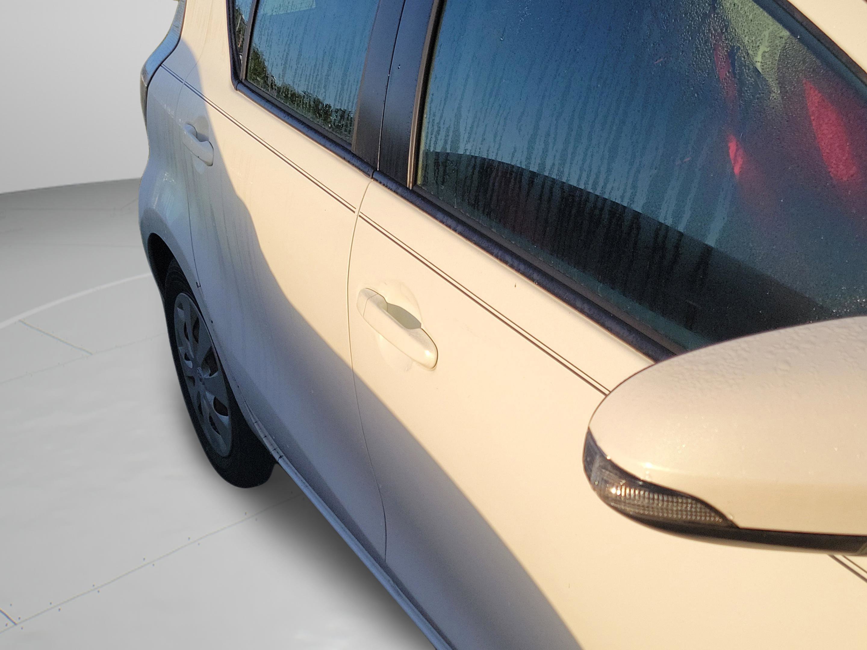 Used 2012 Toyota Prius C One image 16