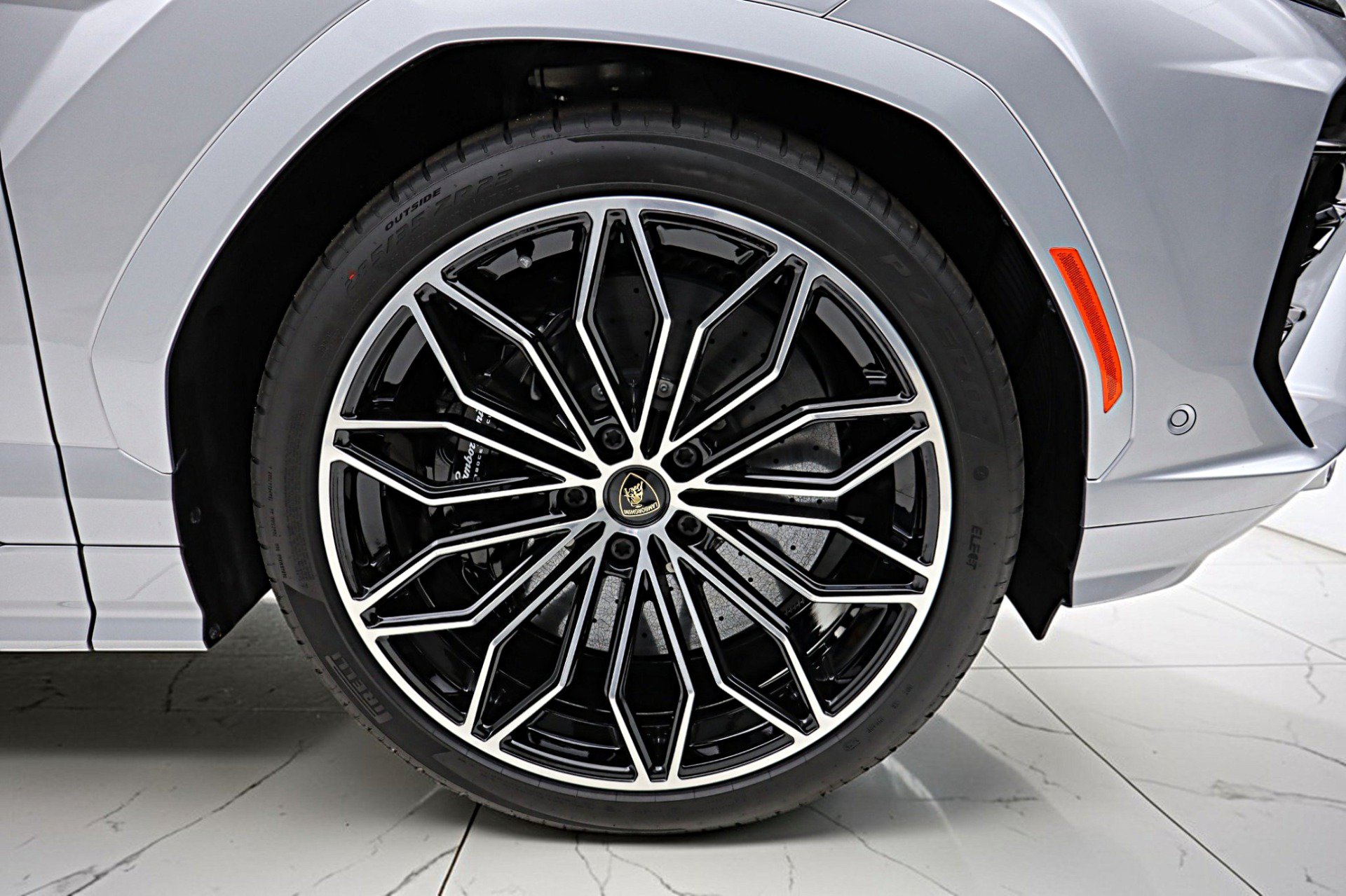 Used 2026 Lamborghini Urus SE AWD/4WD image 60