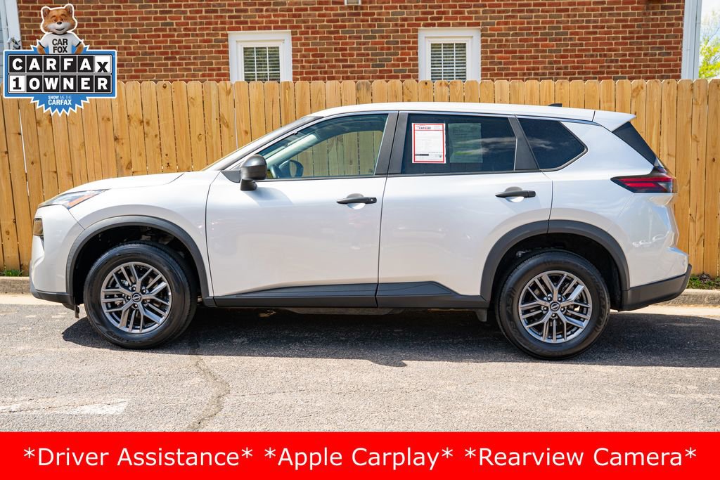Used 2024 Nissan Rogue S image 10