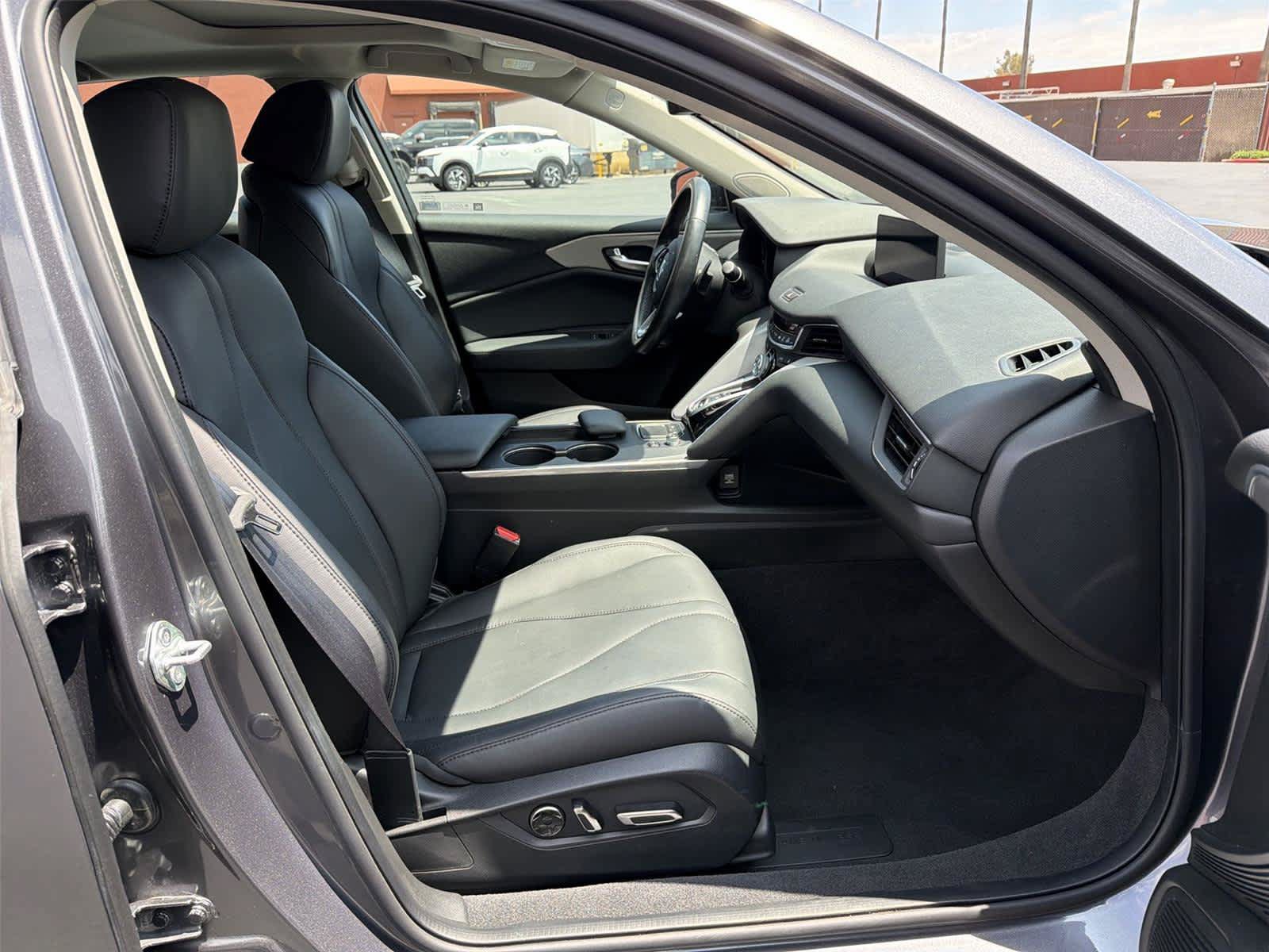 Used 2023 Acura TLX FWD image 15