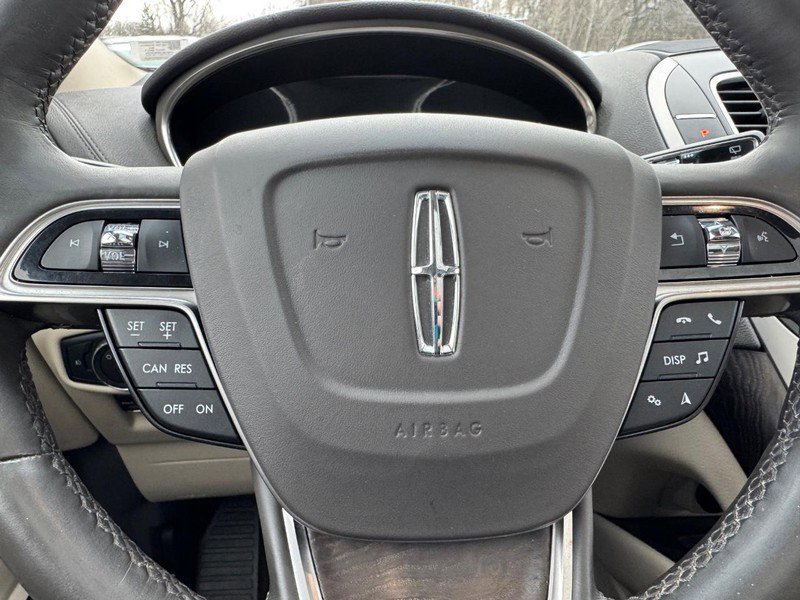 Used 2019 Lincoln Nautilus Reserve w/ Cargo Utility Package image 18