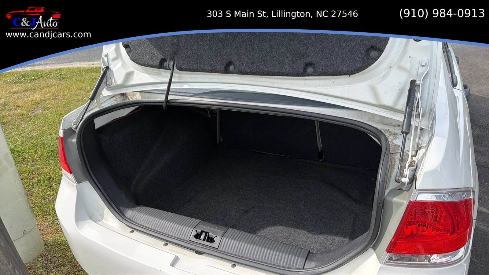 Used 2011 Ford Focus SE FWD image 20