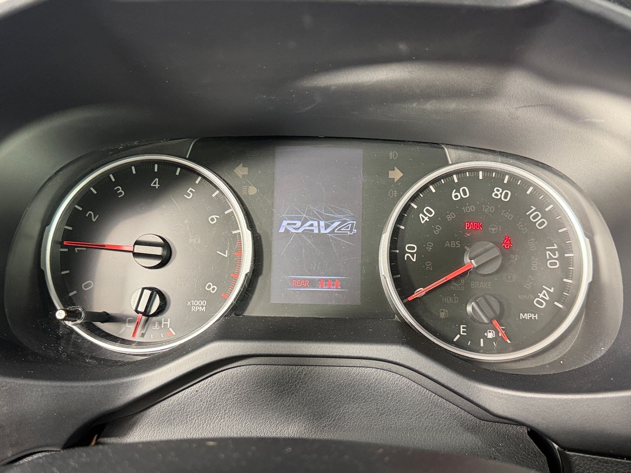 Used 2021 Toyota RAV4 LE FWD image 20