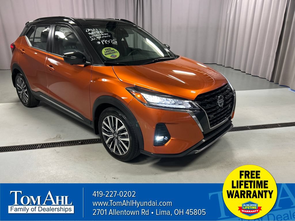 Used 2021 Nissan Kicks SR w/ SR Premium Package FWD image 1