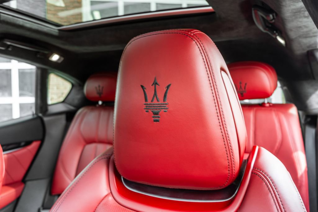 Used 2022 Maserati Levante GT image 8