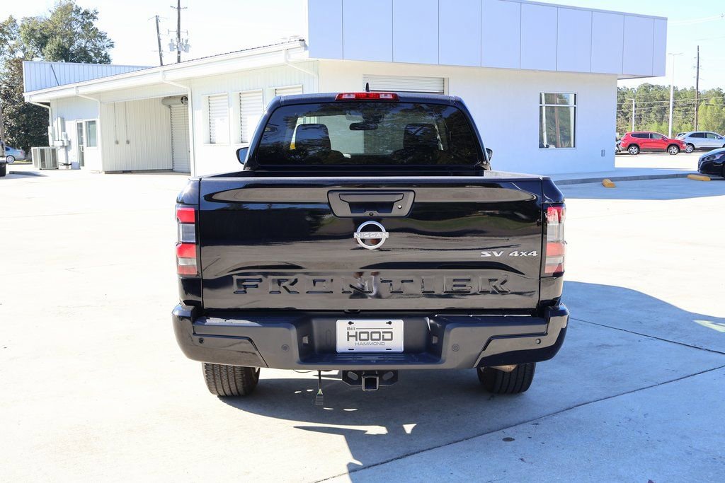 Used 2024 Nissan Frontier SV w/ Technology Package image 18