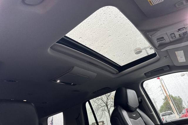 Used 2017 Cadillac Escalade Premium Luxury image 17