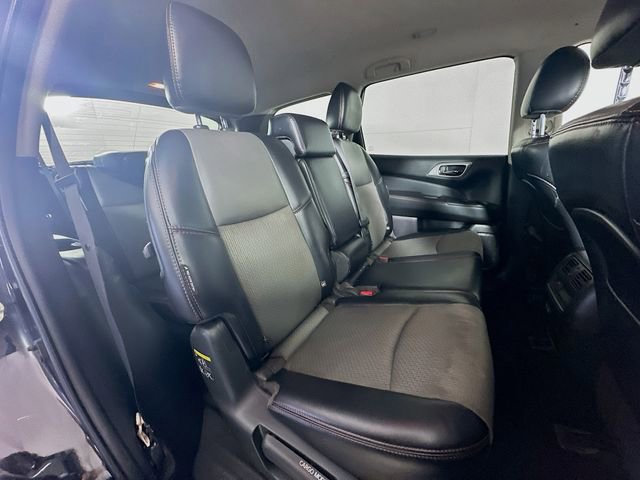 Used 2020 Nissan Pathfinder SV w/ Rock Creek Edition image 25