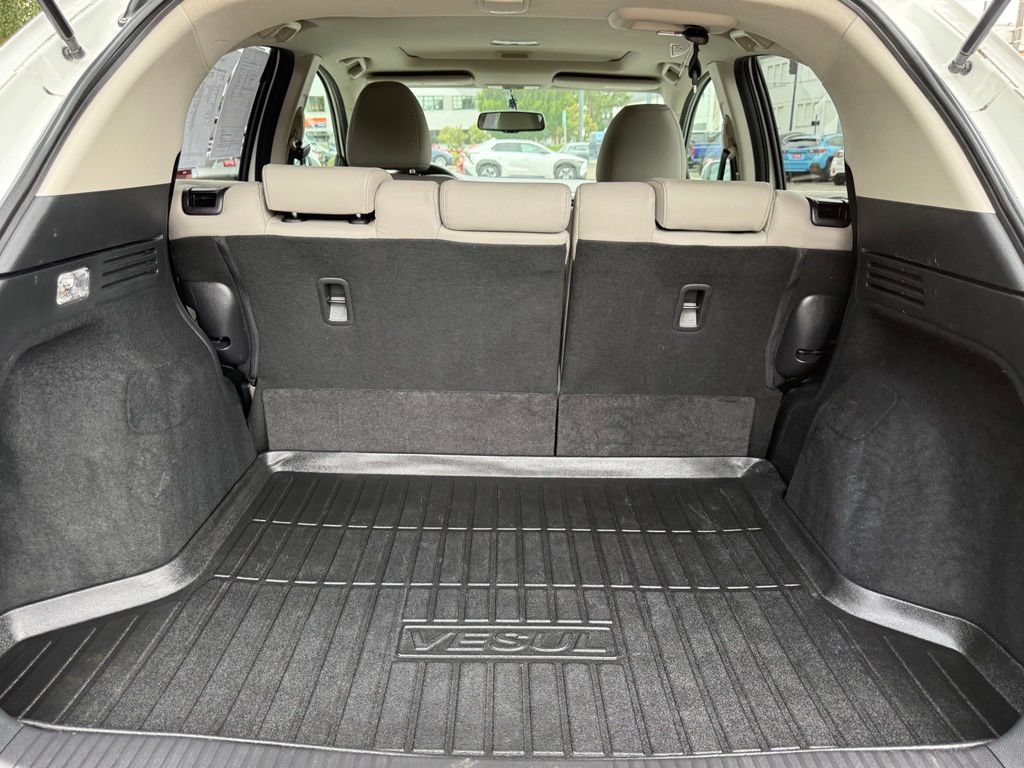 Used 2017 Honda HR-V EX-L image 9