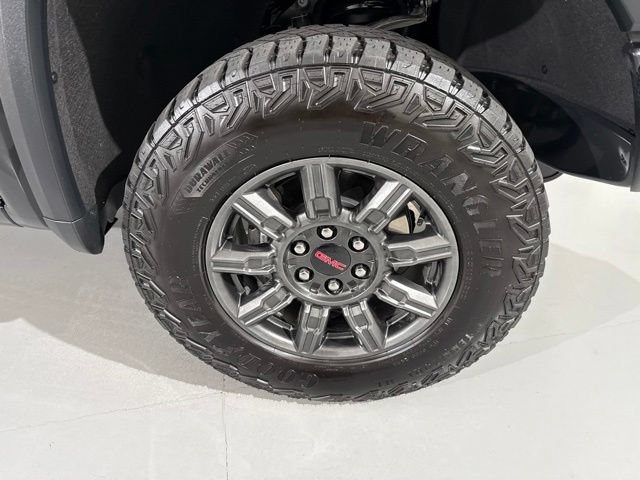 Used 2024 GMC Sierra 1500 AT4X AWD/4WD image 13