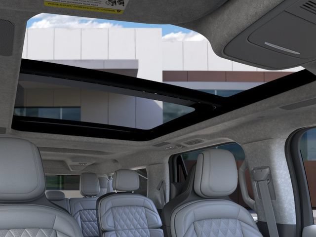 New 2026 Lincoln Navigator L Black Label AWD/4WD image 22