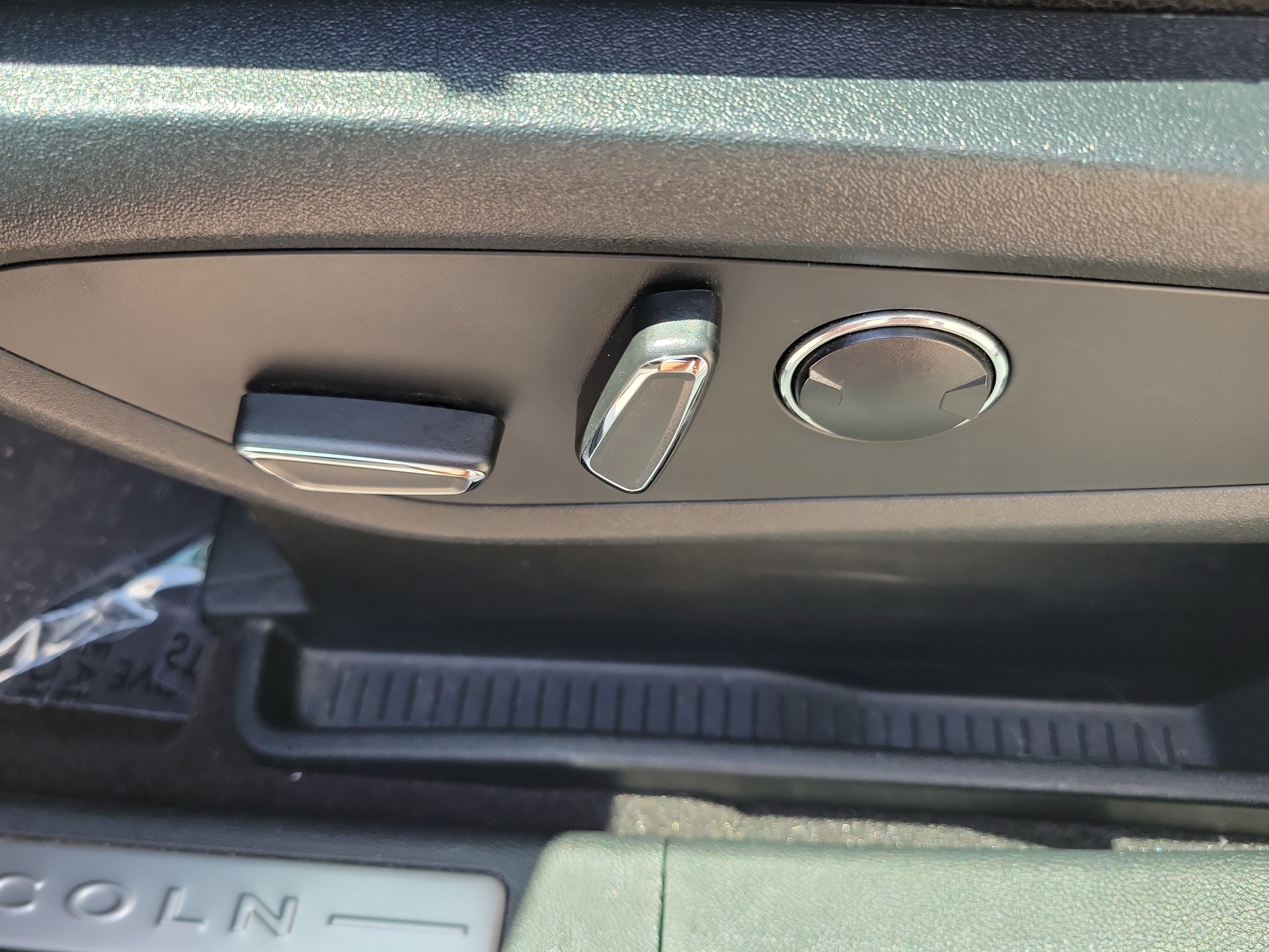 Used 2021 Lincoln Nautilus FWD image 23