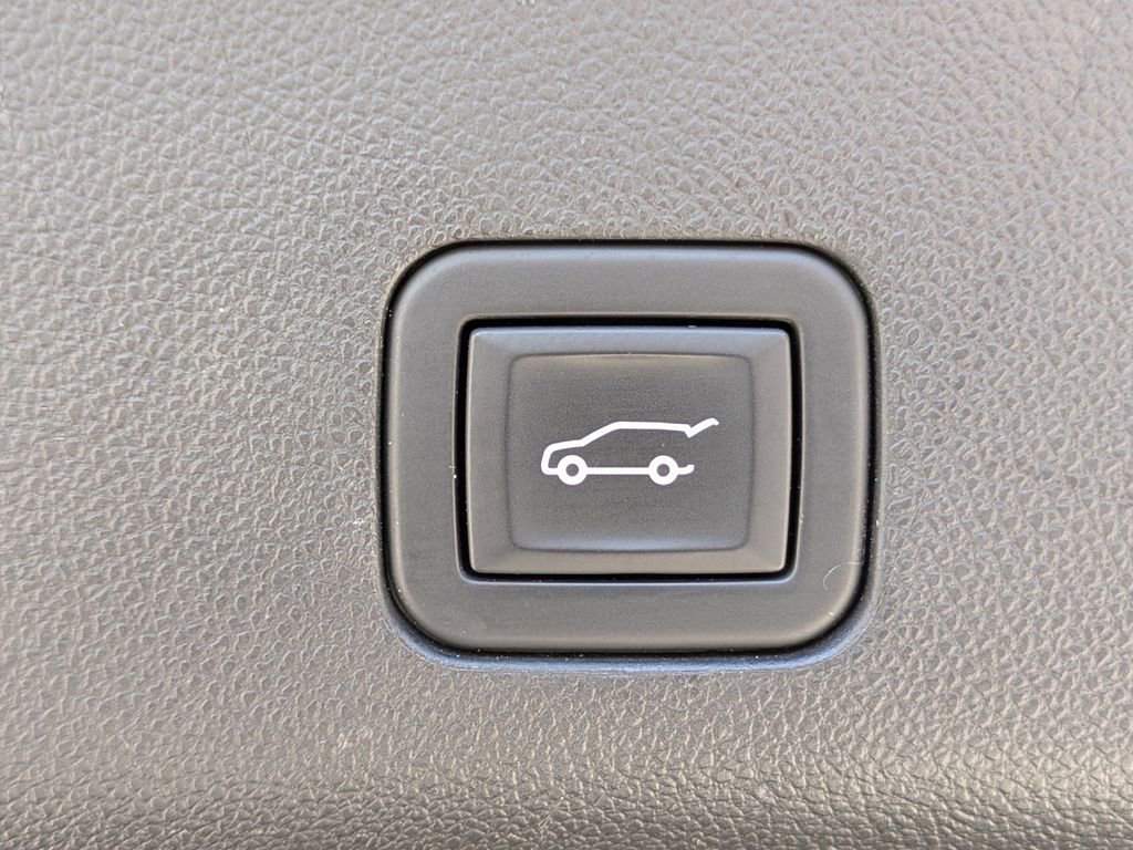 Used 2023 Cadillac Escalade Sport AWD/4WD image 14