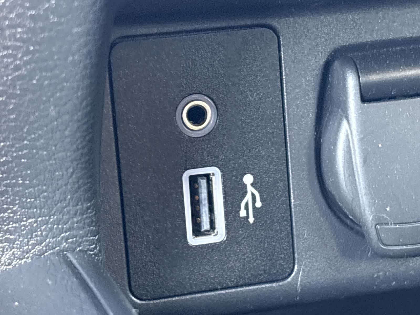 Used 2025 Nissan Versa S FWD image 20