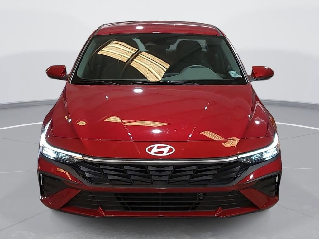 Certified 2025 Hyundai Elantra Blue image 2