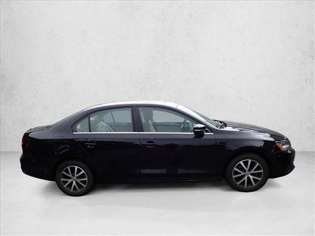 Used 2017 Volkswagen Jetta SE FWD image 8