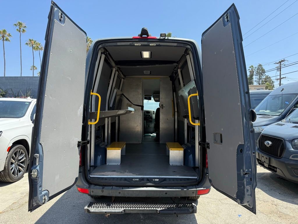 Used 2018 Mercedes-Benz Sprinter 2500 image 8