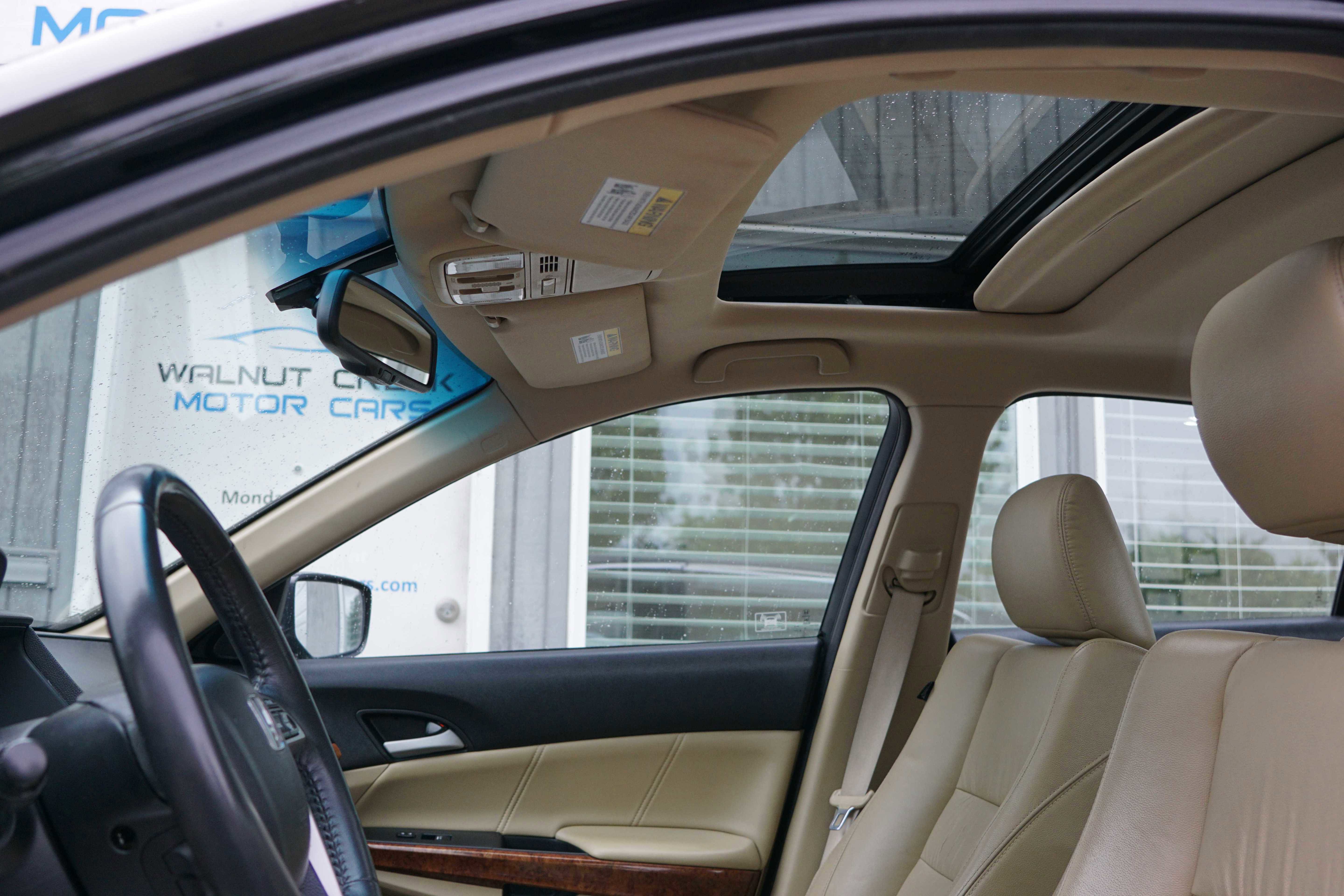 Used 2012 Honda Accord EX-L image 38