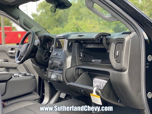New 2026 Chevrolet Silverado 1500 Custom w/ Turbomax Blackout Package image 25