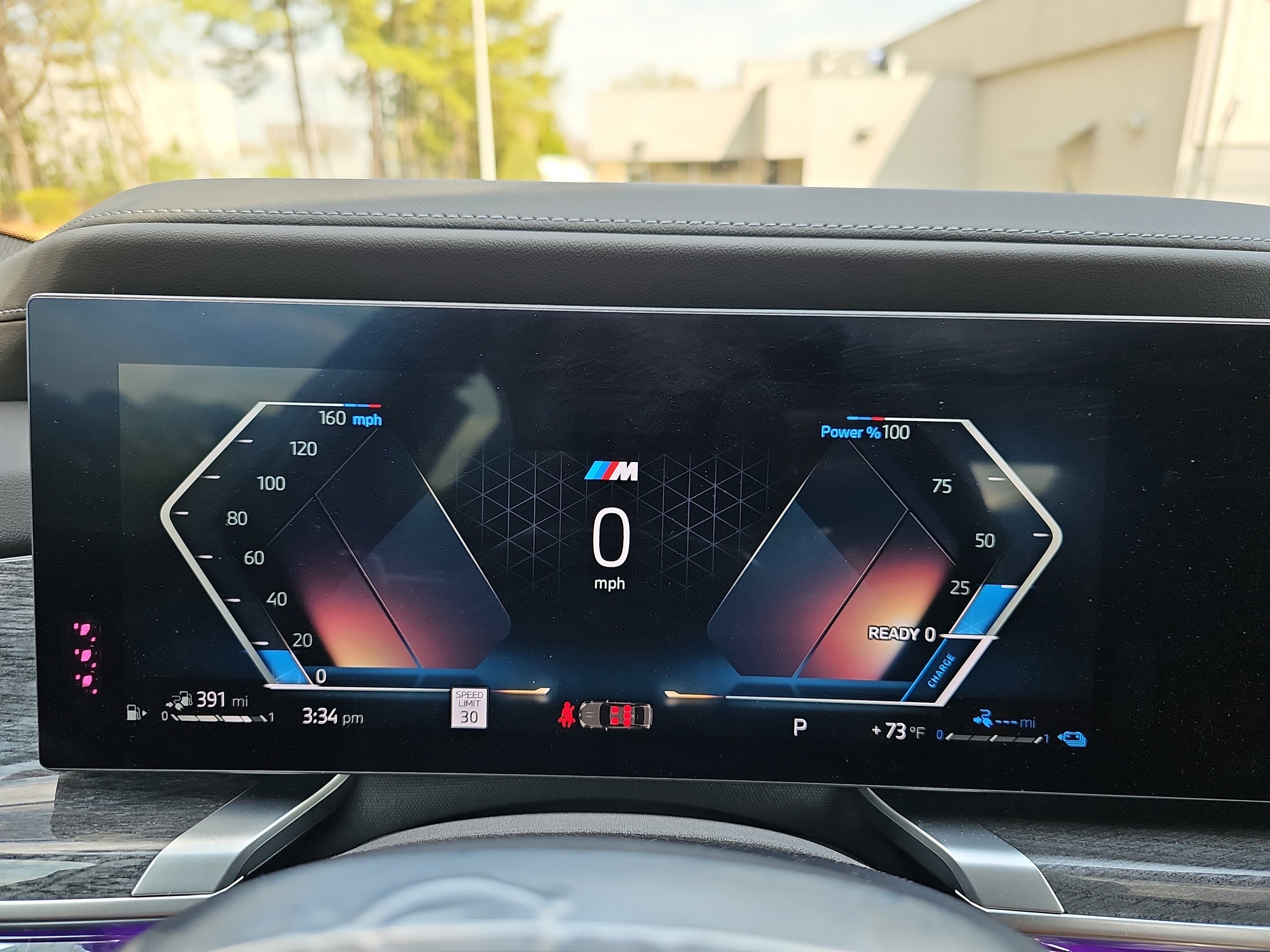 Certified 2025 BMW 750e xDrive image 21