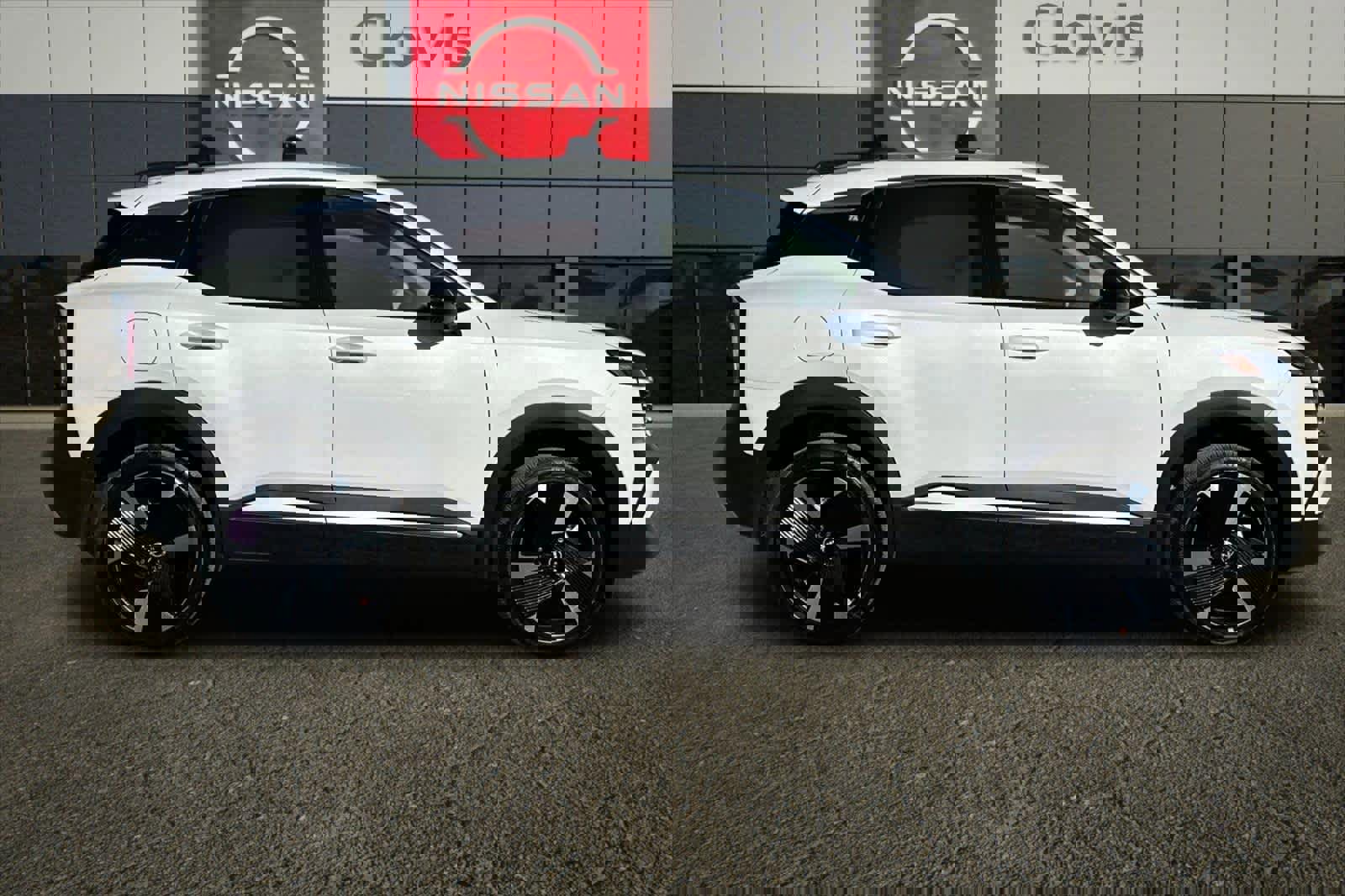 New 2026 Nissan Kicks SR image 9