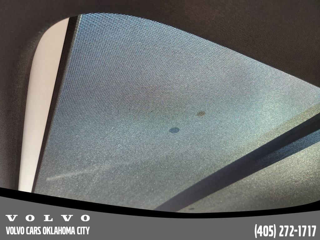 New 2026 Volvo V90 B6 Cross Country Ultra w/ Protection Package Premier image 24
