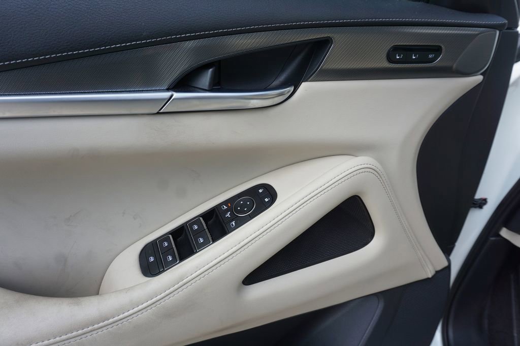 Used 2023 INFINITI QX60 Luxe w/ Cargo Package image 4