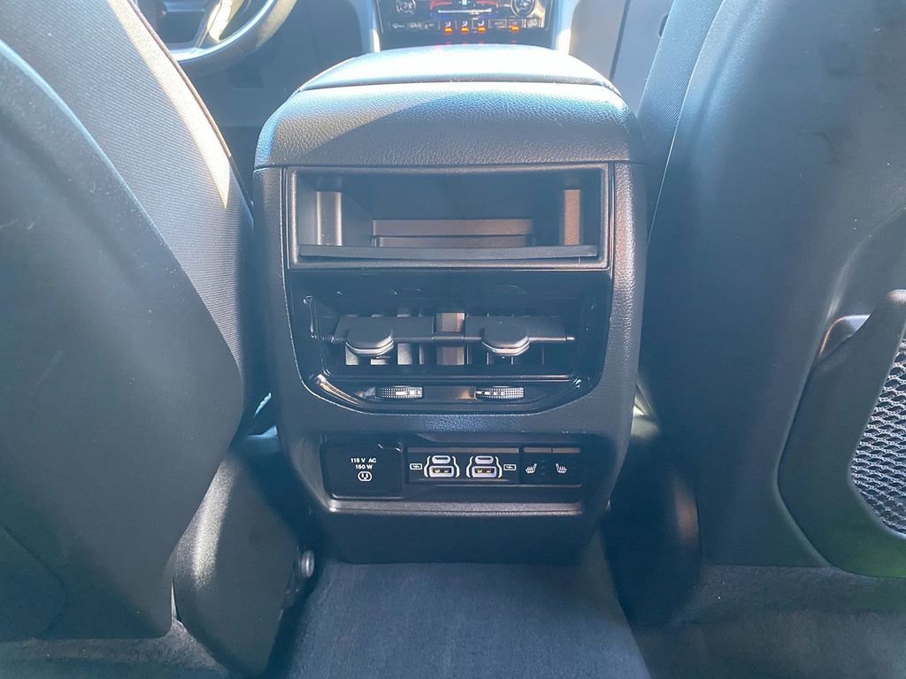 Used 2023 Jeep Grand Cherokee 4WD 4xe image 28