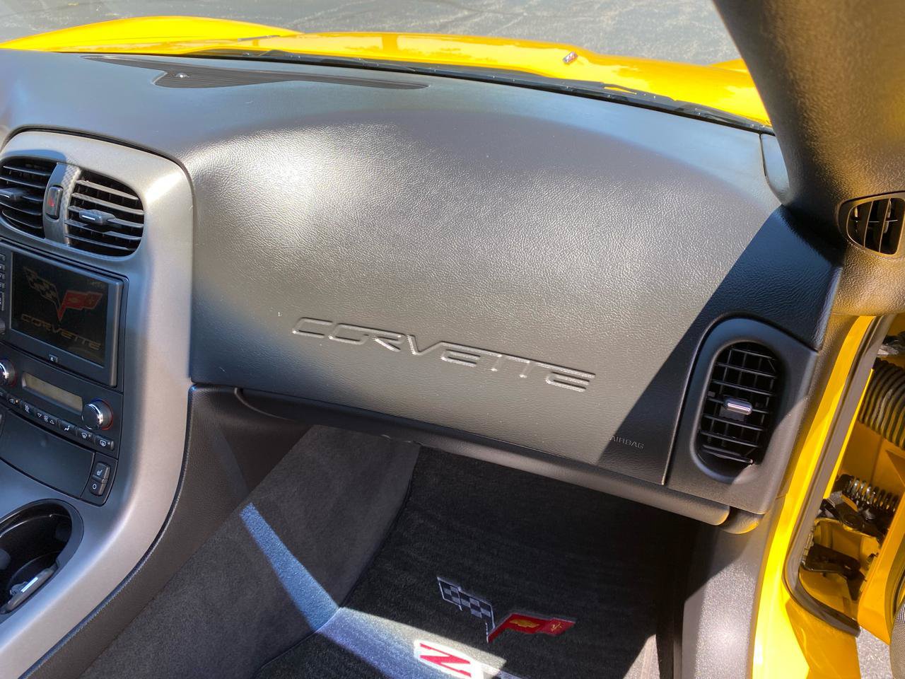 Used 2007 Chevrolet Corvette Z06 w/ Preferred Equipment Group RWD image 27