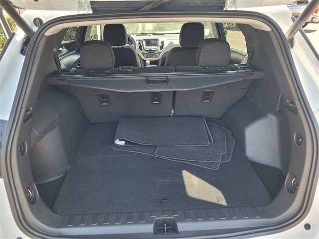 Used 2023 Chevrolet Equinox LT w/ Driver Convenience Package image 27