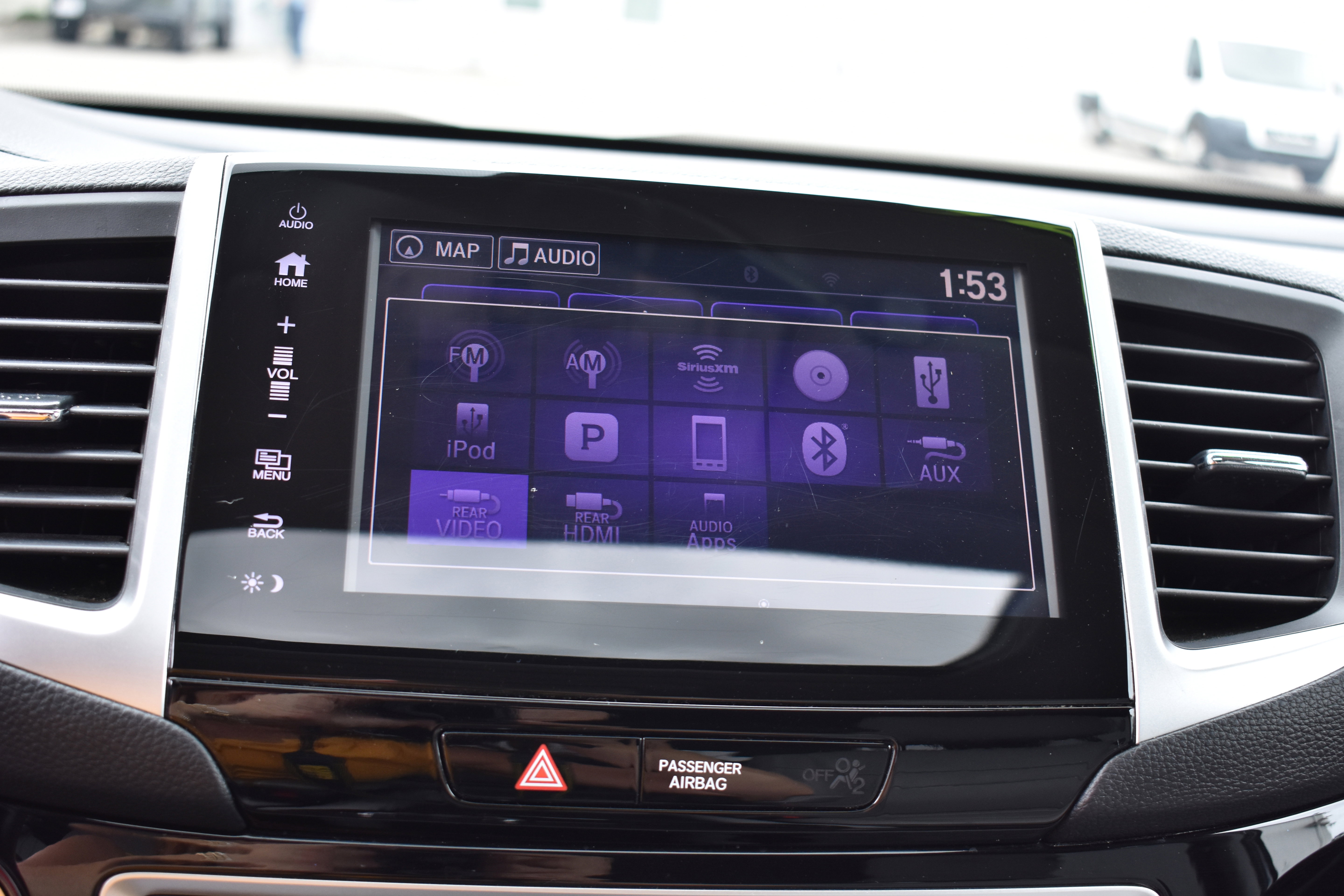 Certified 2018 Honda Pilot Touring image 20