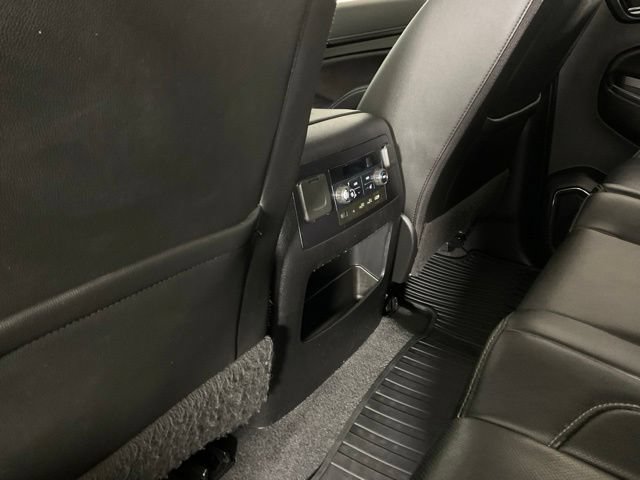 Used 2020 GMC Yukon SLT w/ Open Road Package AWD/4WD image 14