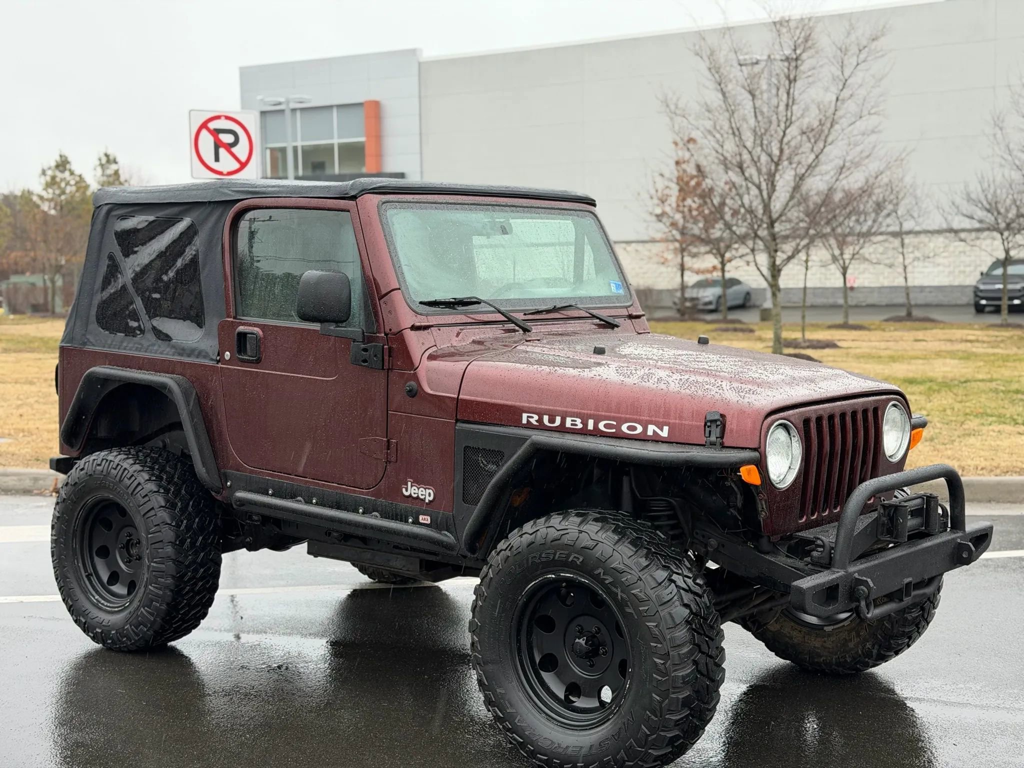 Used 2004 Jeep Wrangler Rubicon AWD/4WD image 2