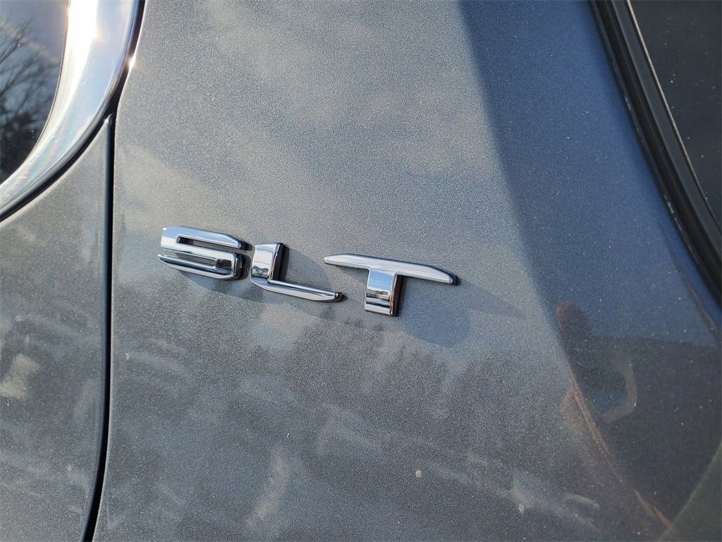 Used 2020 GMC Acadia SLT w/ Premium Package image 35