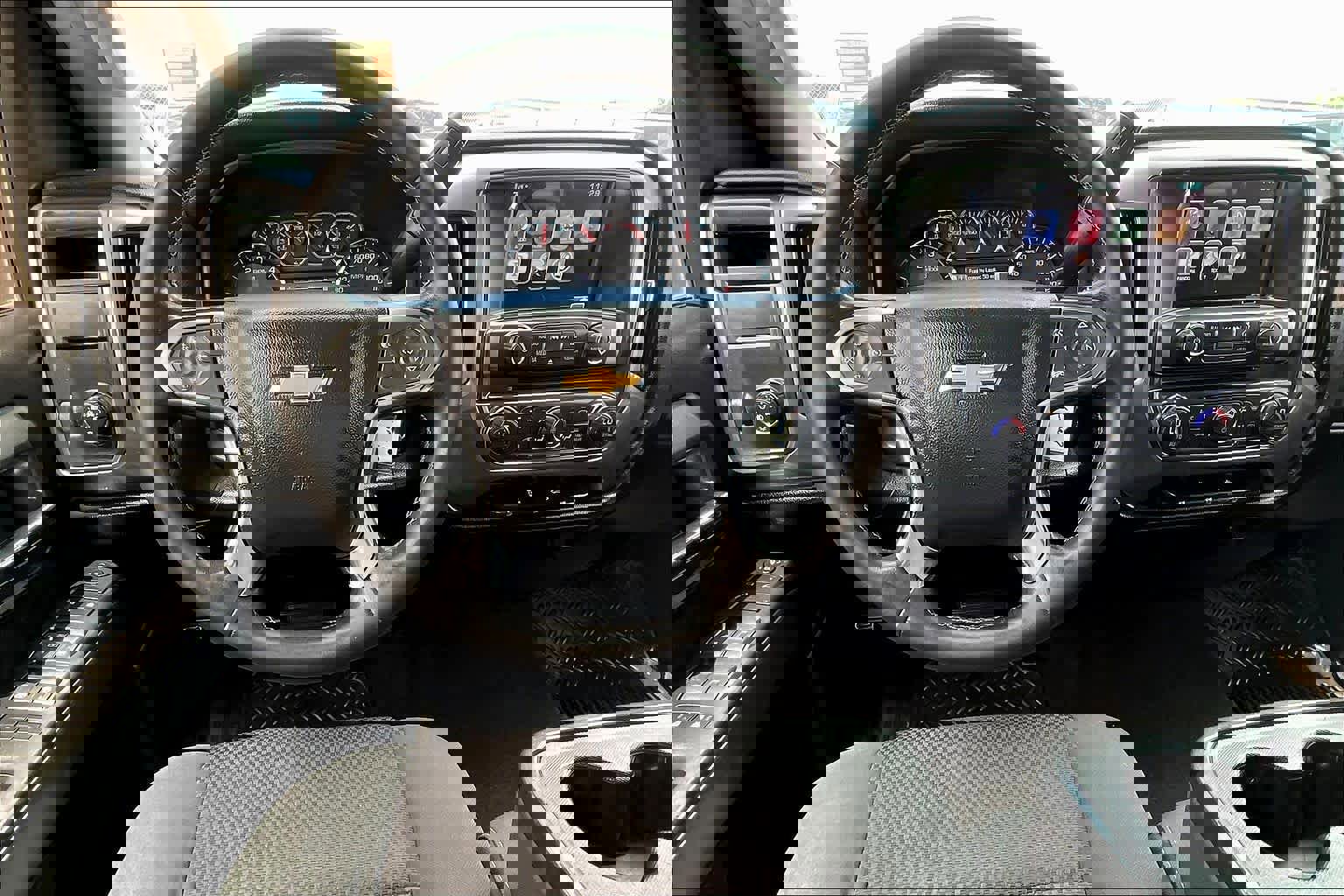 Used 2015 Chevrolet Silverado 1500 LT w/ Texas Edition, 1LT Trim image 6